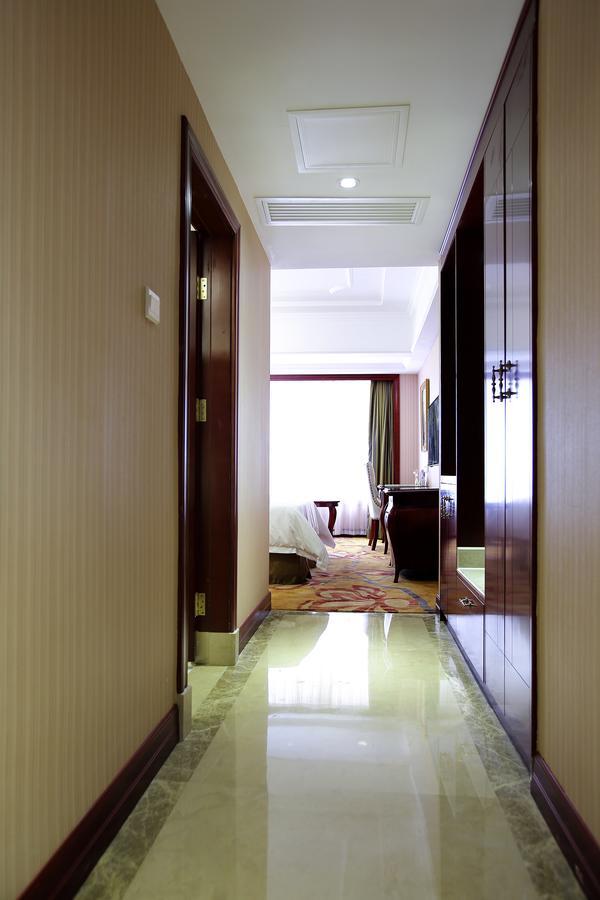 Vienna International Hotel Shenzhen Xinzhou Exterior foto